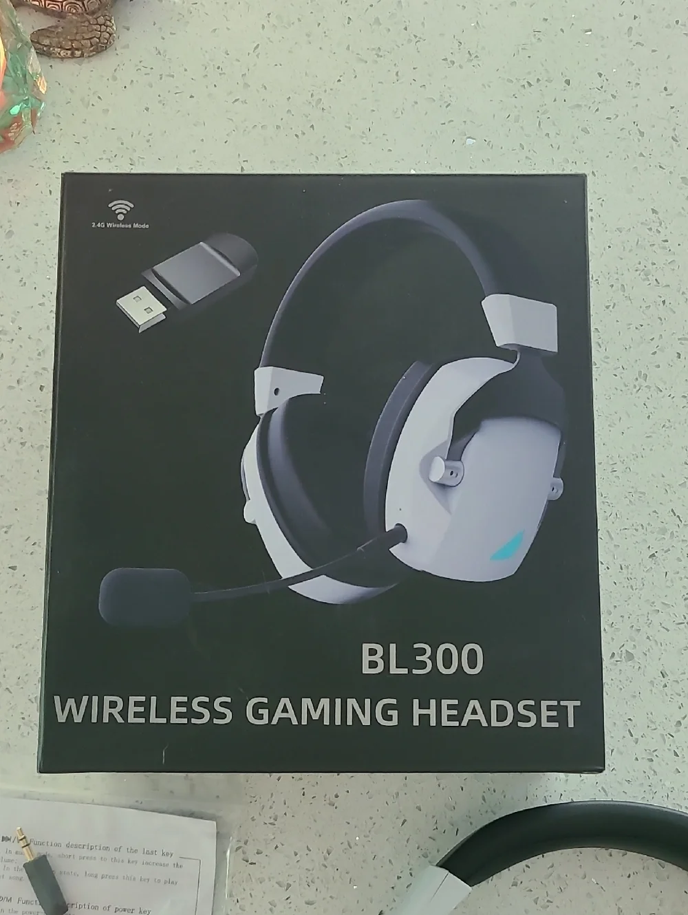 BL300 Wireless Gaming Headset LIKE NEW, NEVER USED with ALL Accessories and Box